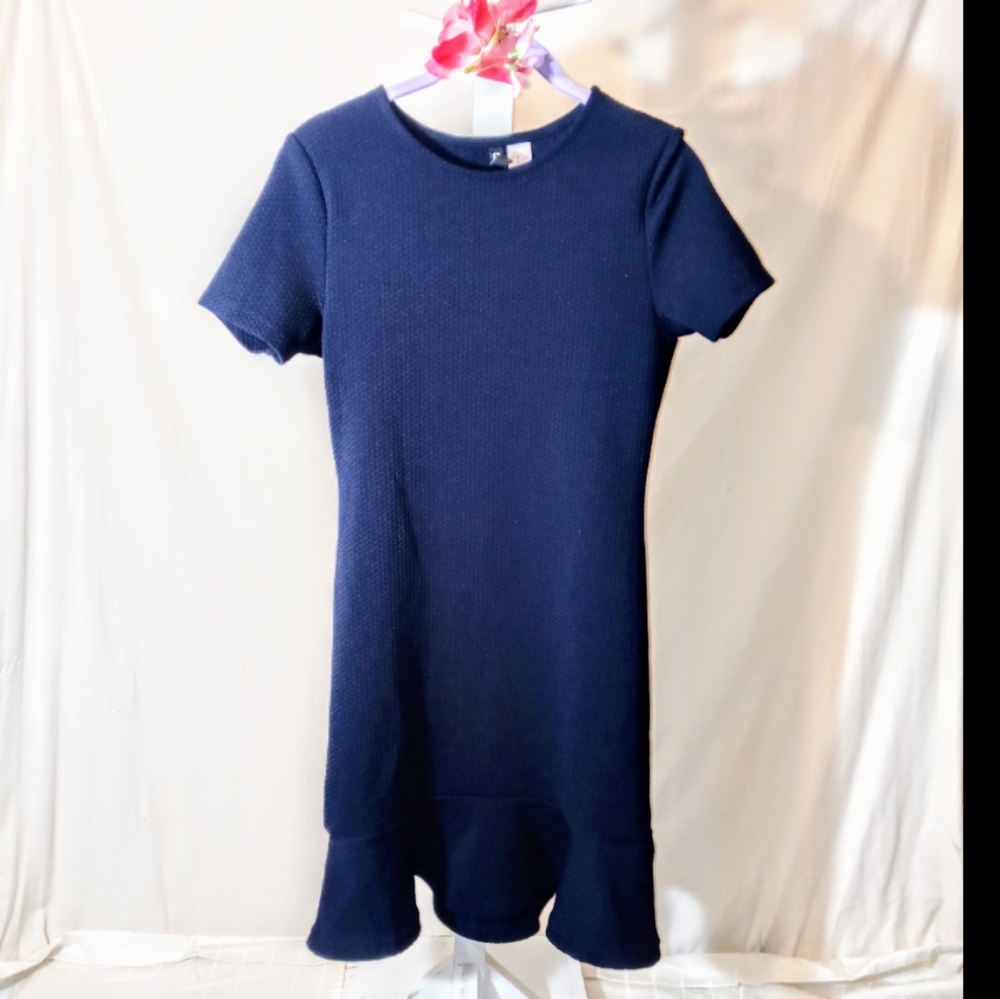 Divided blue ruffle bottomed dress size s
